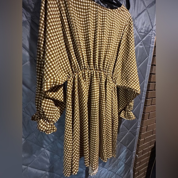NWT - BUCKETLIST Plaid Mid Dress in Green/Brown - Picture 4 of 15